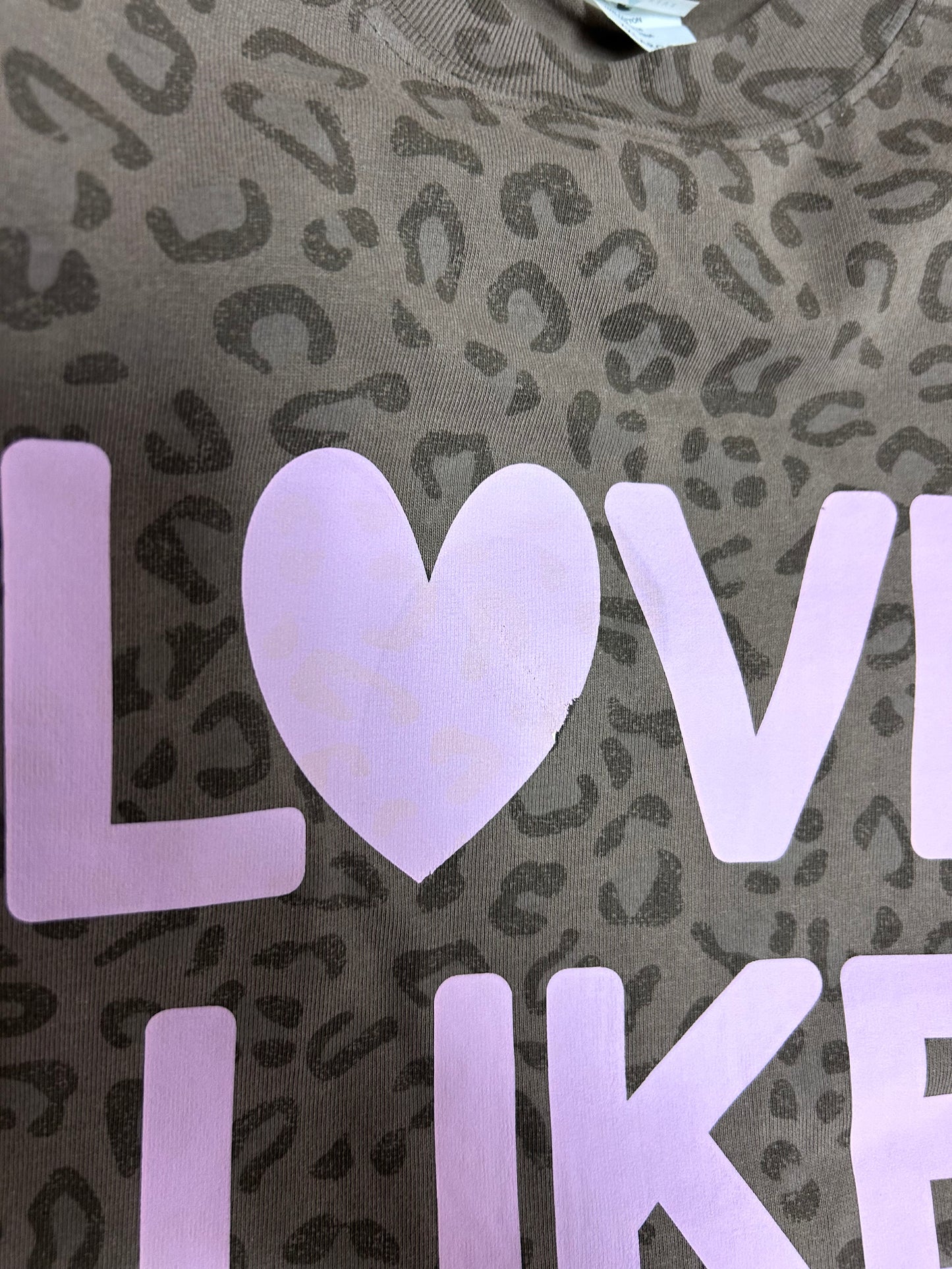 LOVE LIKE JESUS vintage leopard, XXL whoopsie