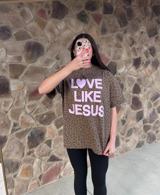 Love Like Jesus Christian graphic tee for women – Sixteen Fifteen Collective