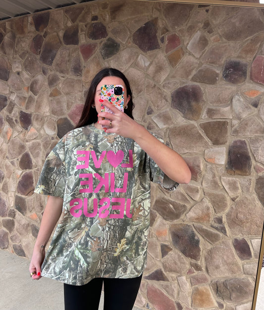 LOVE LIKE JESUS vintage wood camo tee