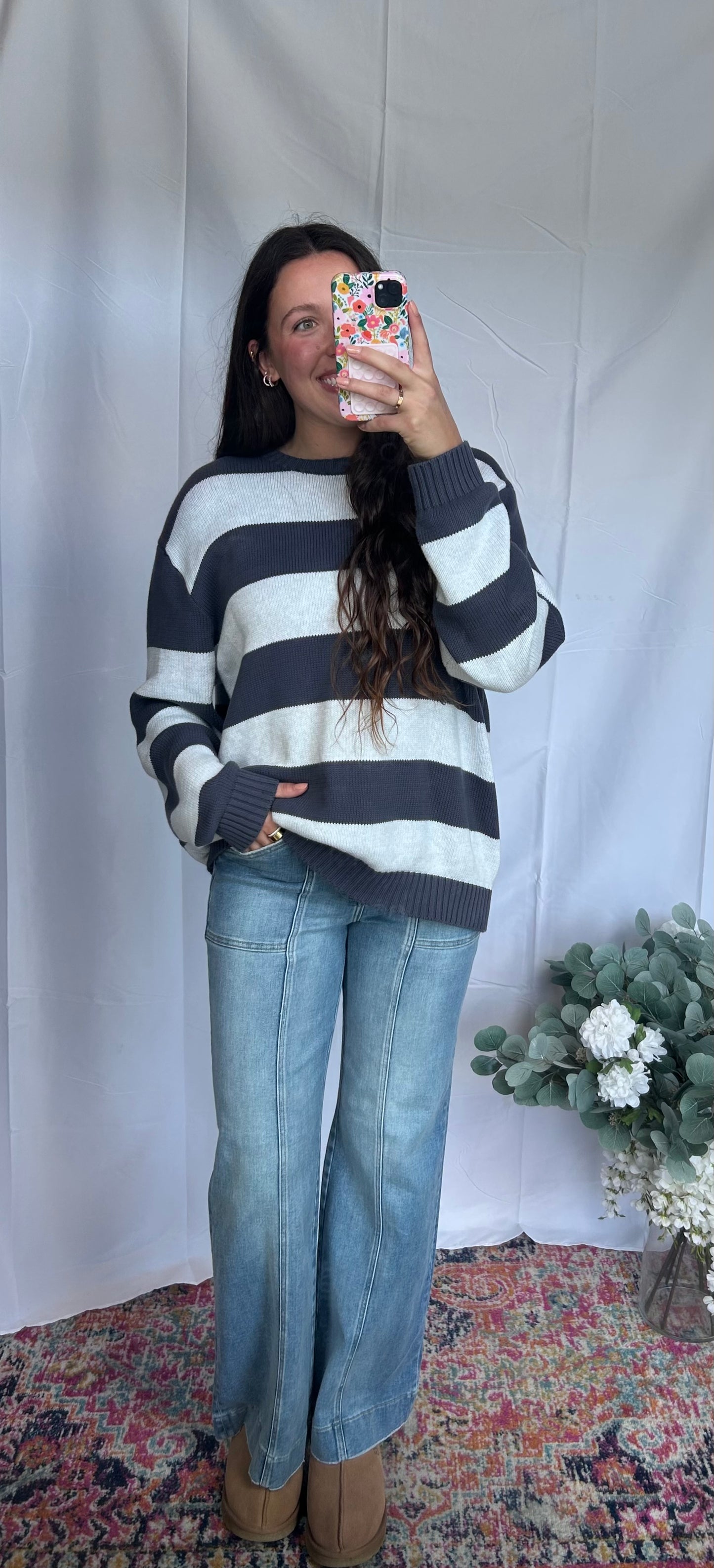 Everyday comfort flare jeans, 33 inch inseam